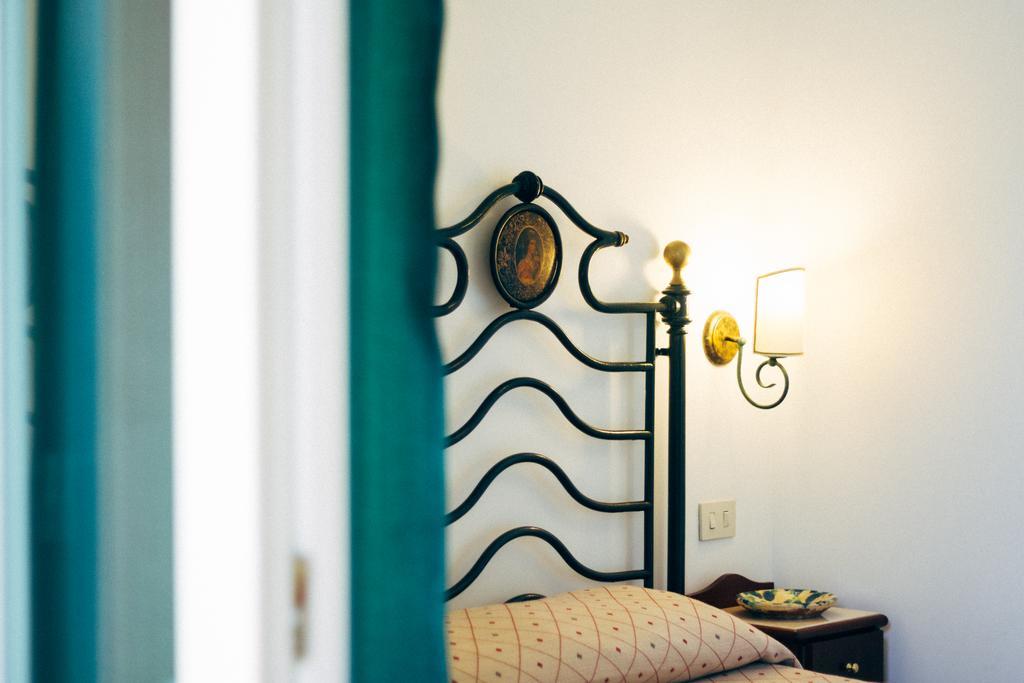 Villino Eleonora Bed & Breakfast Parghelia Ngoại thất bức ảnh